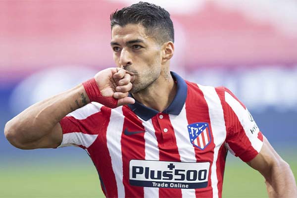 Luis-Suarez-King-of-football