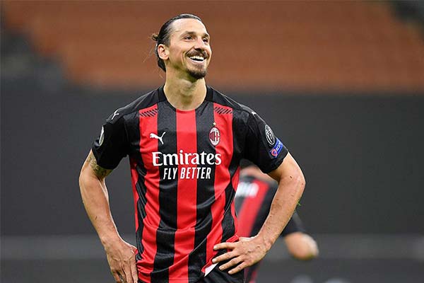 Zlatan-Ibrahimovic-Strong