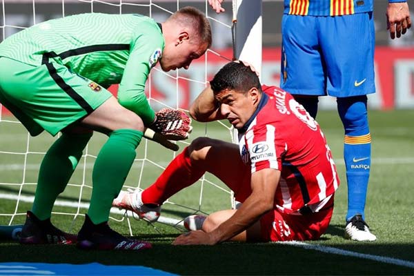 Suarez-form-hurt